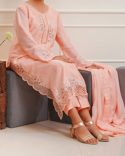 Alveena